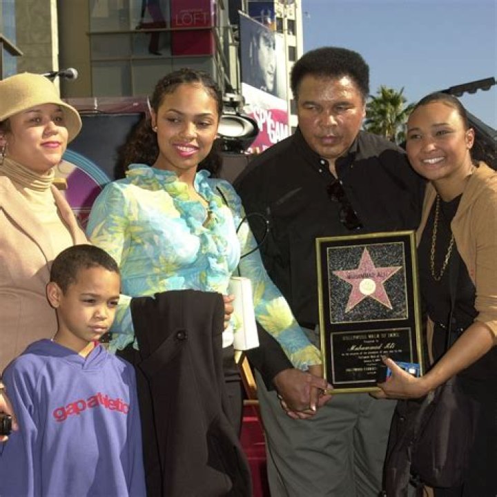 All About Miya Ali ! Daughter Of Muhammad Ali