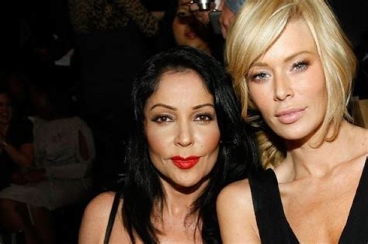 Apollonia Kotero Net Worth ·