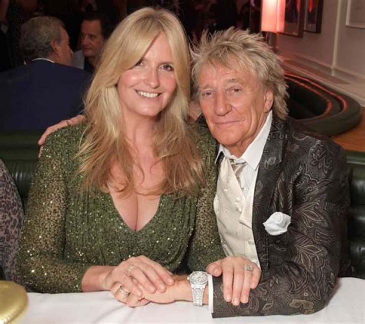Discover The Height Of Rod Stewart's Wife