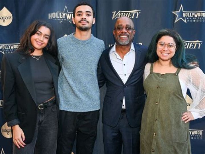 Elizabeth Ann Phillips In Pictures