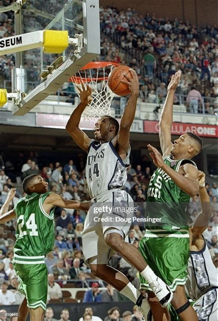 Ex-Georgetown University basketball player Victor Page arrested for assaulting and attempting to rap