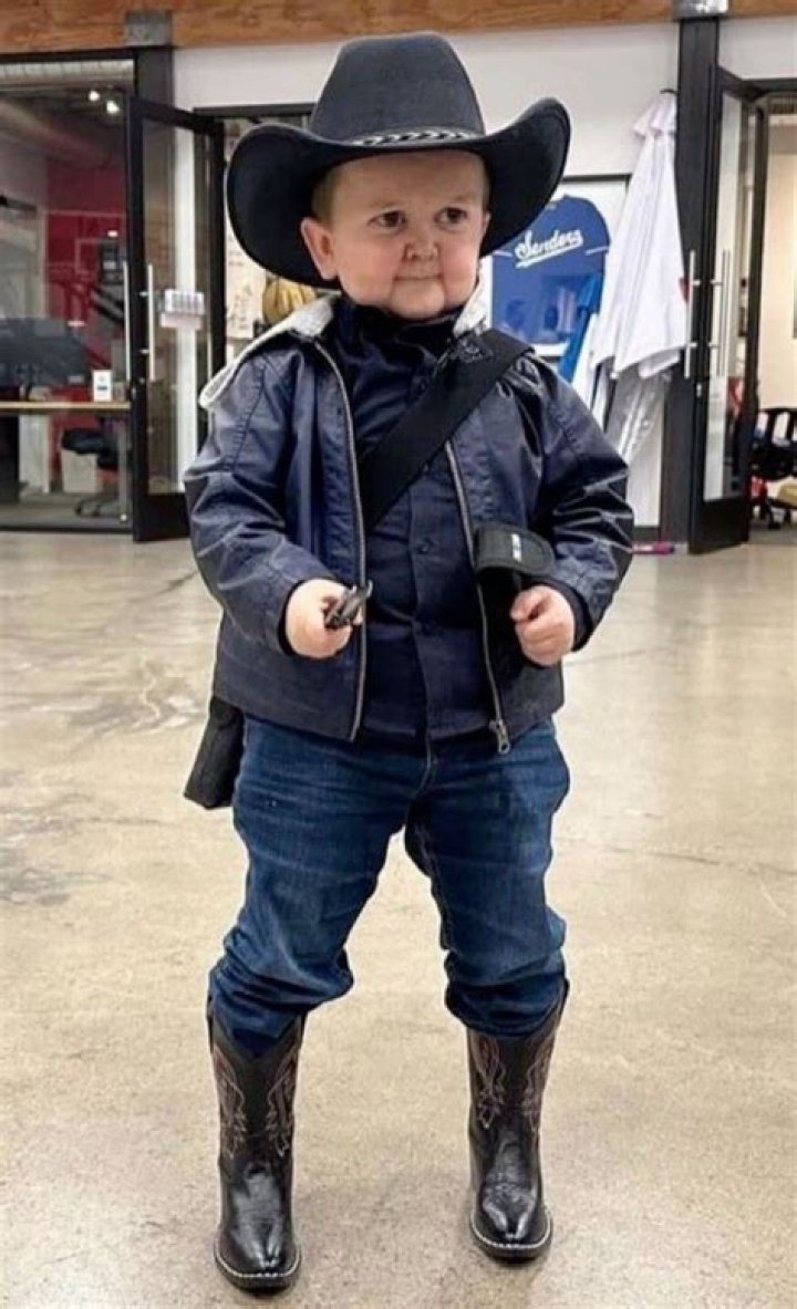 Hasbulla Magomedov Wiki, Height, Age, Parents & Fight