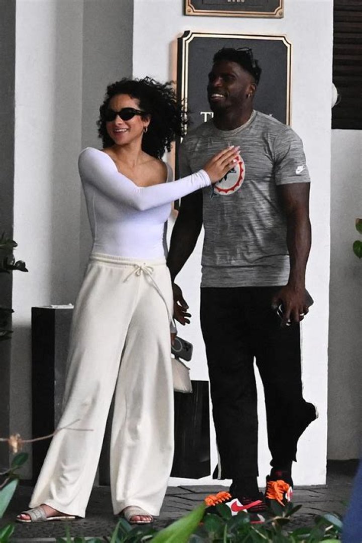 Keeta Vaccaro (Tyreek Hill’s Wife) Wiki, Age, Husband, Parents, Net Worth and More