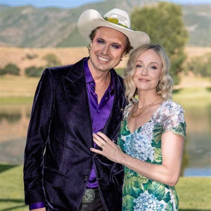 Kimbal Musk Net Worth: How Rich is Elon Musk’s Brother Actually?