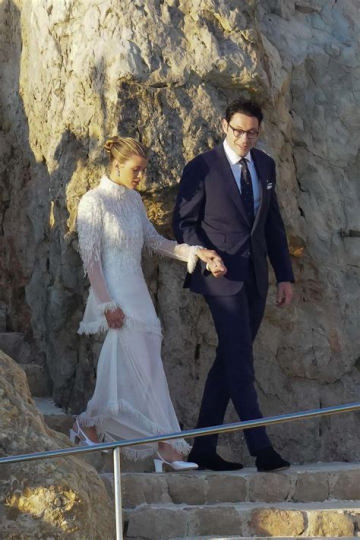 Lionel Richie's Paternity Of Sofia Richie Exposed