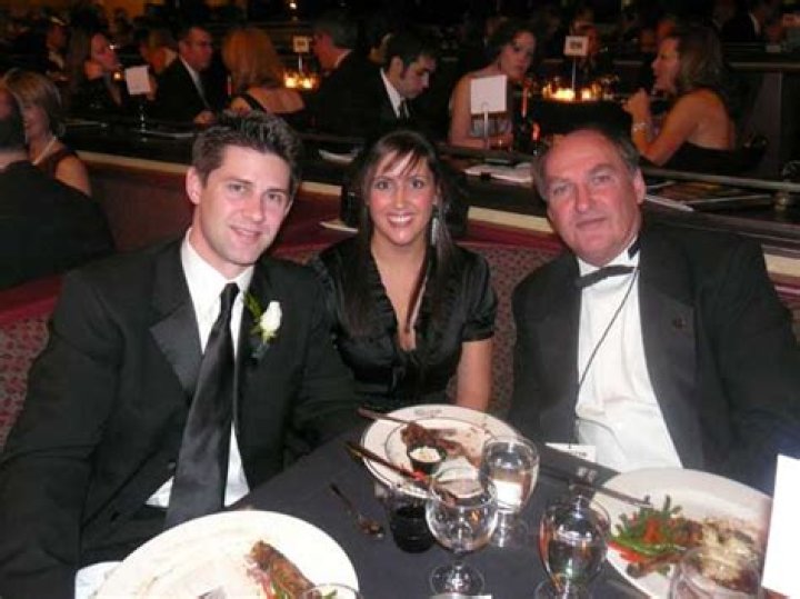 NFL: Who Is Eric Crouch Wife Nicole Crouch? Everything On His Family And More