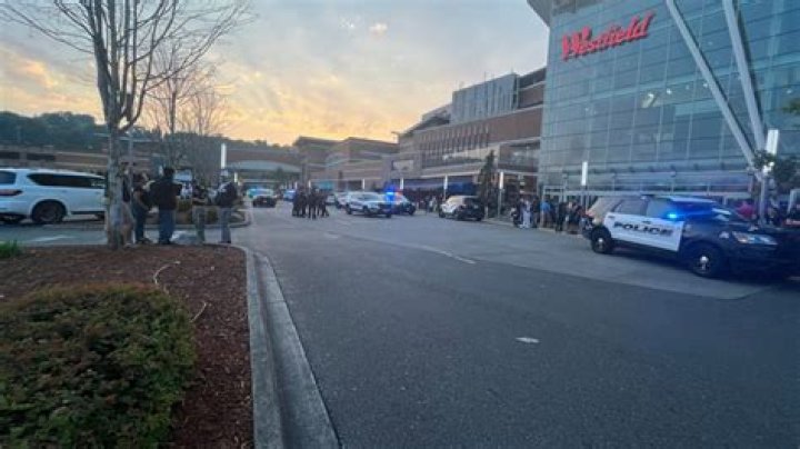 Police Respond to Possible Shooting at Westfield Southcenter Mall in Tukwila