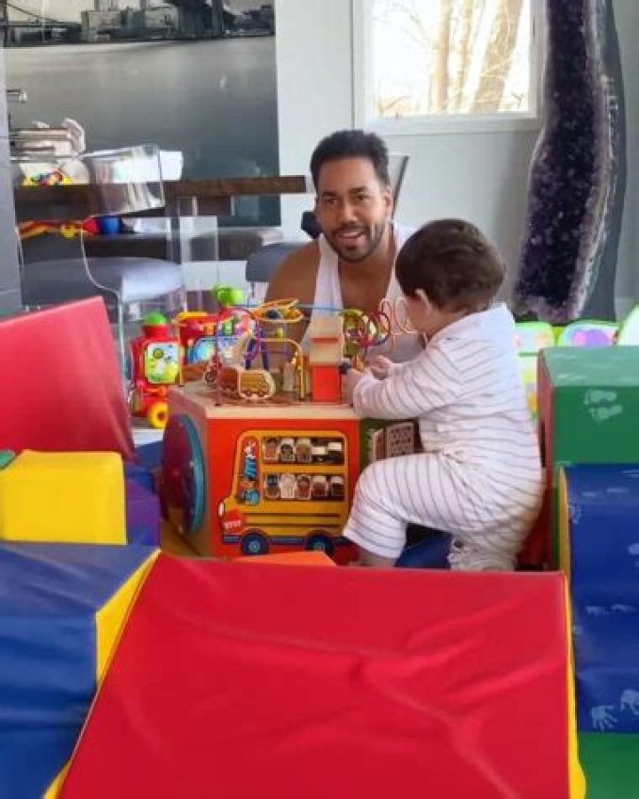 Romeo Santos Net Worth, Bio, Age, Kids, and Wife