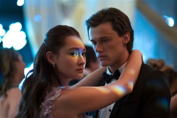 Uncover The Enchanting Tale Behind Lauren Conrad And Doug's Prom Pictures