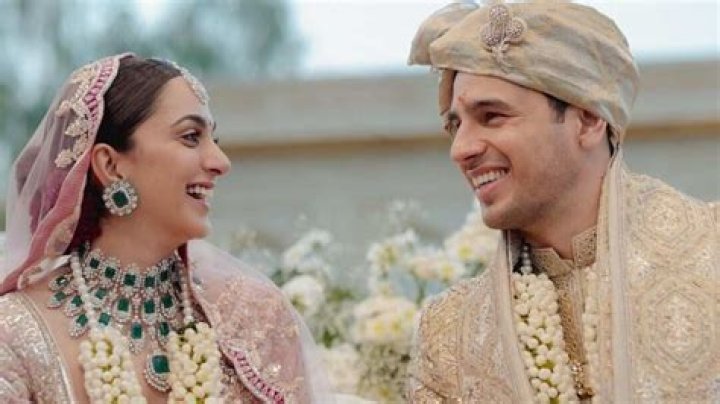 Unraveling The Relationships Of Kiara Advani