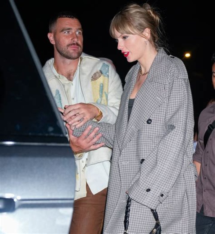 Unveiling Harry Styles' Love Life Post-Taylor Swift: Discoveries And Insights