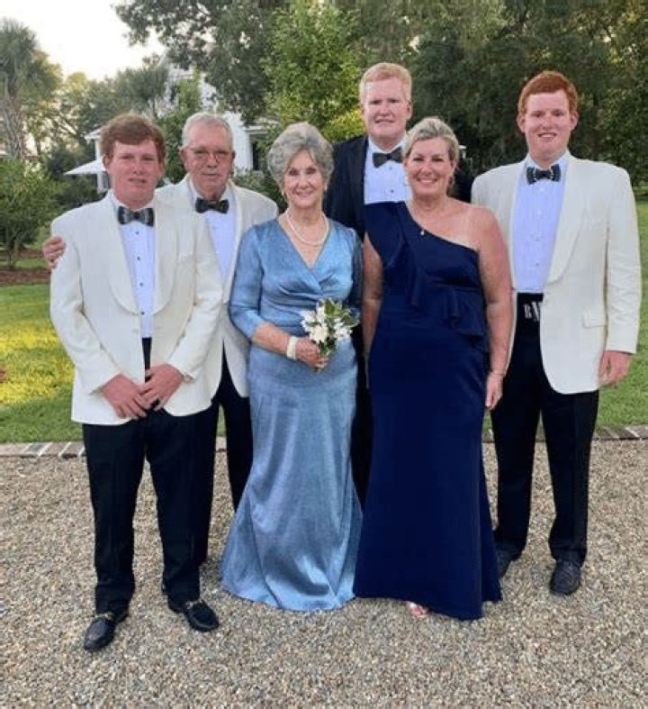 Who Are Alex Murdaugh Parents? Randolph Murdaugh III And Elizabeth "Libby" Alexander ·