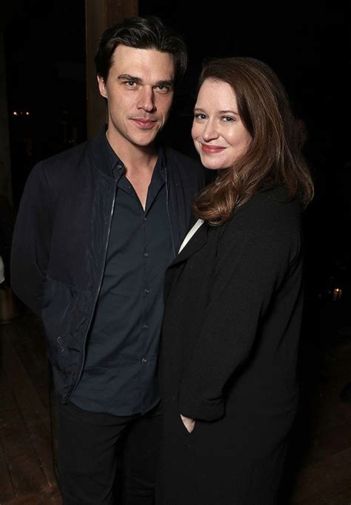 Who Is Sarah Roberts? Details To Know About Finn Wittrock Wife